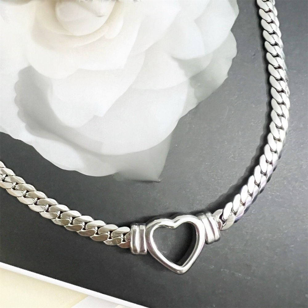 SILVER Plated snake Chain Heart Necklace Stainless Steel Womens
